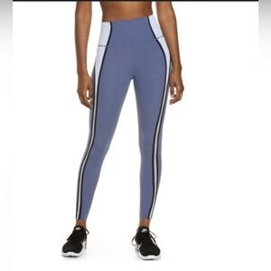 Nike Womens Yoga Luxe Dri-Fit High-Rise 7/8 Tight blue